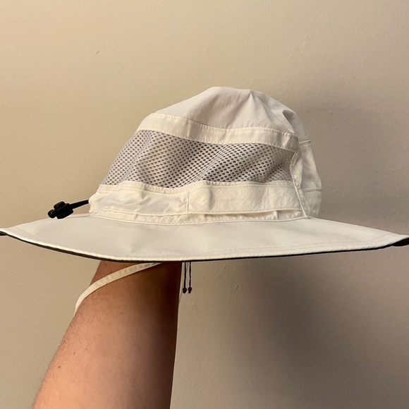 Columbia Sun Hat W/ Cord String - Picture 4 of 6